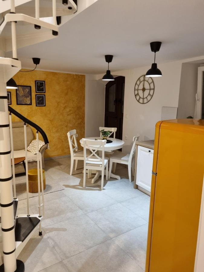 Apartamento Apartman Ivano Cres Exterior foto