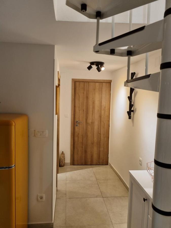 Apartamento Apartman Ivano Cres Exterior foto